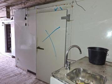 Koel cel en vriescel 2.5x5 en 3x5m werkend gedemonteerd beschikbaar voor biedingen