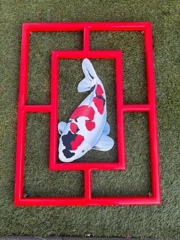 Houten frame met koi (schilderij) beschikbaar voor biedingen
