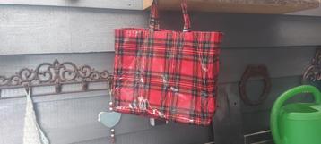 Vintage laktas met schotse ruit beschikbaar voor biedingen