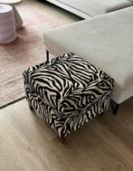 Zebra poef / hocker, Huis en Inrichting, Banken | Voetenbanken en Poefen, Hout, Gebruikt, 50 tot 75 cm, Ophalen