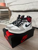Nike Air Jordan 1 - Smoke Grey, Kleding | Heren, Schoenen, Wit, Ophalen of Verzenden, Nike Air Jordan, Sneakers of Gympen