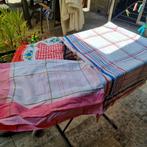 GRATIS 3  verschillende Vintage tafelkleden 120 x70 cm., Ophalen, Zo goed als nieuw, Rechthoek