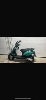 Zip Piaggio (gezocht een 70cc/50cc zonder kenteken/wok), Ophalen of Verzenden, Zo goed als nieuw, Benzine, Zip