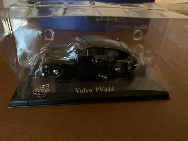 Volvo PV444 Modelauto - Klassieker!, Hobby en Vrije tijd, Modelauto's | 1:18, Zo goed als nieuw, Auto, Overige merken, Ophalen of Verzenden