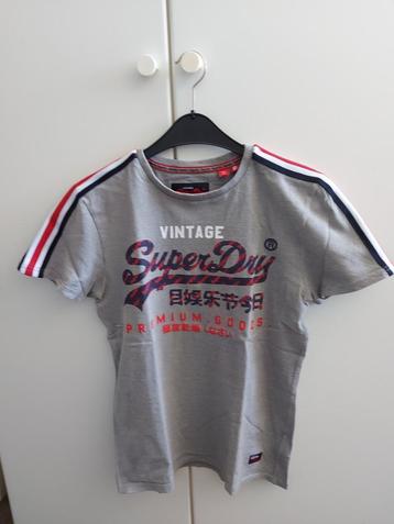 T shirt Superdry beschikbaar voor biedingen