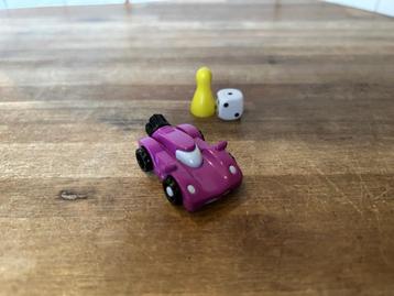 Kindersurprise auto beschikbaar voor biedingen