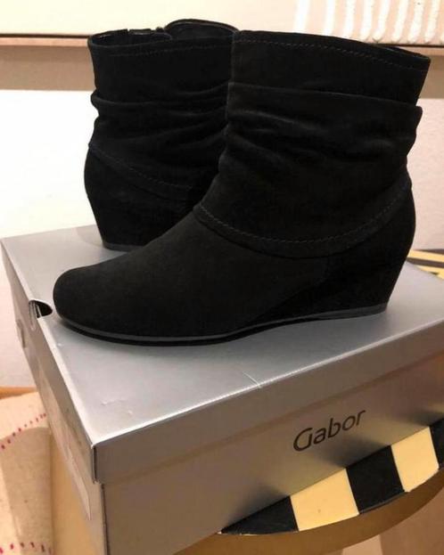 Gabor laarsjes met sleehak in mooi zwart suede mt7, Kleding | Dames, Schoenen, Zo goed als nieuw, Lage of Enkellaarzen, Zwart