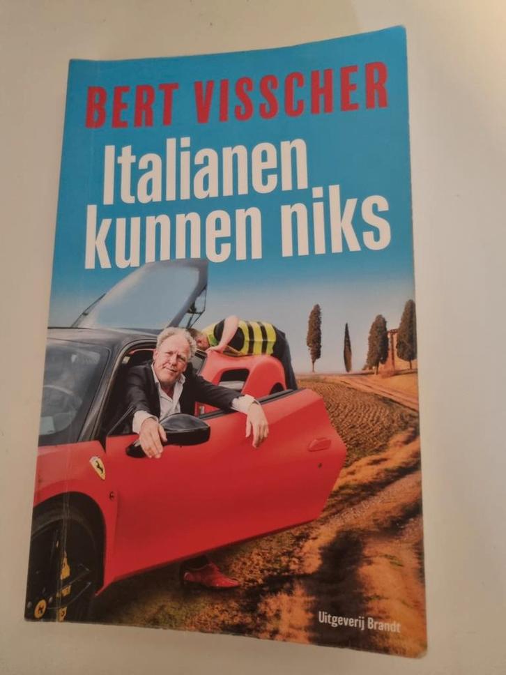 Bert Visscher - Italianen kunnen niks, Boeken, Literatuur, Zo goed als nieuw, Nederland, Ophalen of Verzenden