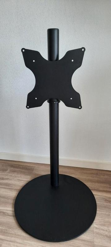 Zwarte vloerstandaard tv/tv standaard op poot Seri Stylu beschikbaar voor biedingen