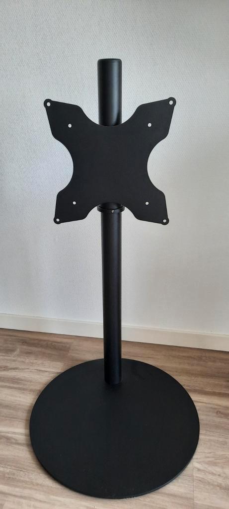 Zwarte vloerstandaard tv/tv standaard op poot Seri Stylu, Audio, Tv en Foto, Televisiebeugels, Zo goed als nieuw, Ophalen