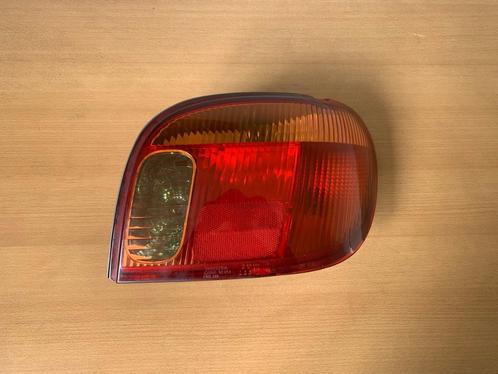 achterlicht Rechts toyota yaris 2003 tot 2005 52053 England, Auto-onderdelen, Verlichting, Toyota, Gebruikt, Ophalen of Verzenden