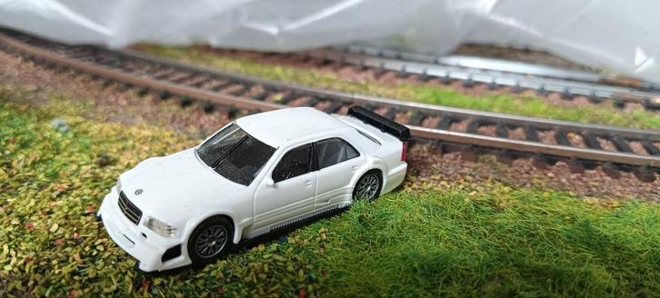 Mercedes C klasse. Met rolkooi Herpa., Hobby en Vrije tijd, Modelauto's | 1:87, Bus of Vrachtwagen, Herpa, Ophalen of Verzenden