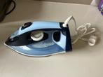 Philips DST7020/20 Stoomstrijkijzer - kleine beschadiging, Ophalen of Verzenden, Zo goed als nieuw, Strijkijzer met snoer