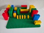 Lego DUPLO groene bouwplaat 10980 en 100 basisstenen, Kinderen en Baby's, Speelgoed | Duplo en Lego, Ophalen, Gebruikt, Losse stenen