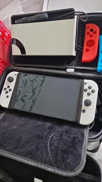 Nintendo Switch Oled  beschikbaar voor biedingen
