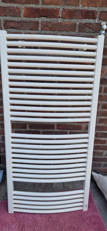 Radiator 590 x 1200 mm beschikbaar voor biedingen