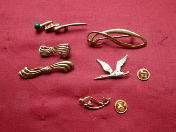 6 stuks broches beschikbaar voor biedingen