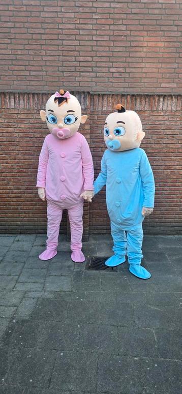 Baby mascotte- 2 stuks gender reveal pakken verhuur beschikbaar voor biedingen