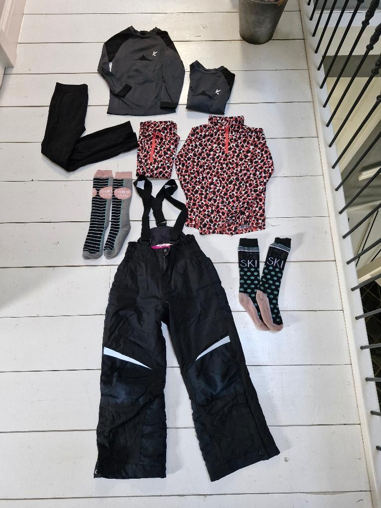 Skikleding broek pully thermo 134 140, Kinderen en Baby's, Kinderkleding | Maat 134, Ophalen of Verzenden, Gebruikt, Jongen of Meisje