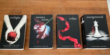 Twilight Saga - Complete Serie (4 Boeken) beschikbaar voor biedingen
