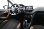 Peugeot 208 1.2 VTI 60KW/82PK 5-D 2013 Wit, Voorwielaandrijving, 1199 cc, Wit, Bedrijf