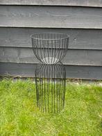 Plantenstandaard zwart hoog 60 cm, Ophalen of Verzenden, Zo goed als nieuw, Rond, Minder dan 60 cm