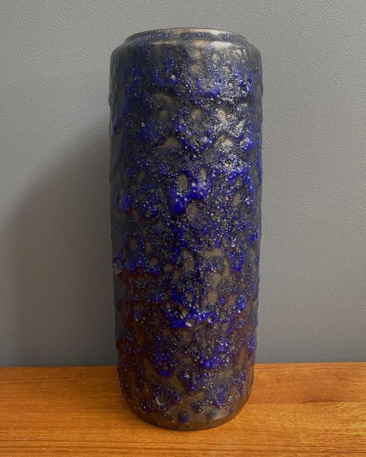 70 jaren  Een Scheurich vaas in zwart met blauwe lava, Huis en Inrichting, Woonaccessoires | Vazen, Gebruikt, Blauw, Minder dan 50 cm