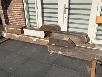 Diverse massief eiken balken  beschikbaar voor biedingen