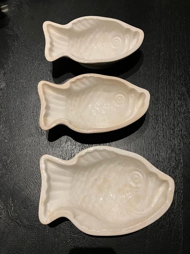 Petrus Regout Maastricht Aardewerk 3x Puddingvorm, Antiek en Kunst, Antiek | Schalen, Ophalen of Verzenden