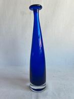 Leerdam  blauwe Meydam fles met flens, Ophalen of Verzenden