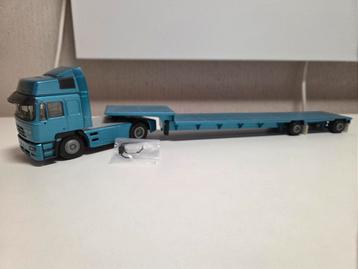 Conrad Steyr met Talbert dieplader  beschikbaar voor biedingen