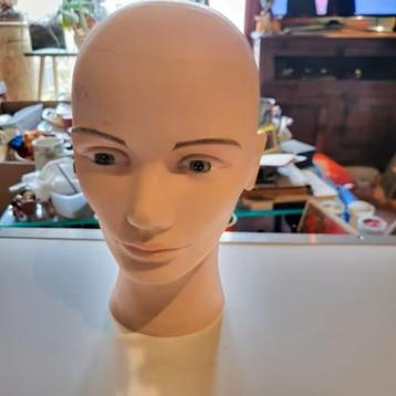 Kappersspullen beschikbaar voor biedingen