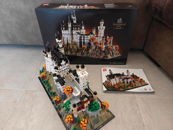 Lego Neuschwanstein Kasteel 21063, Kinderen en Baby's, Speelgoed | Duplo en Lego, Zo goed als nieuw, Lego, Complete set, Ophalen of Verzenden