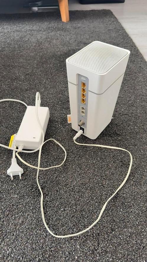 Ziggo modem als nieuw, Computers en Software, Routers en Modems, Zo goed als nieuw, Ophalen