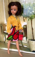 Fleurig vintage setje voor Sindy, Fleur, Barbie (excl. pop), Ophalen of Verzenden, Gebruikt, Kleertjes