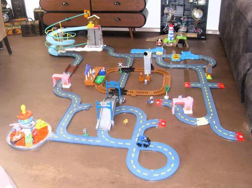 Paw Patrol Avonturenbaai / treinstation + boerderij en meer, Kinderen en Baby's, Speelgoed | Actiefiguren, Ophalen