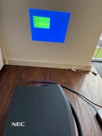 NEC MultiSync MT830+ Projector beschikbaar voor biedingen