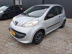 Peugeot 107 1.0 12V 3DR 2006 Grijs, Voorwielaandrijving, 765 kg, 4 stoelen, 68 pk