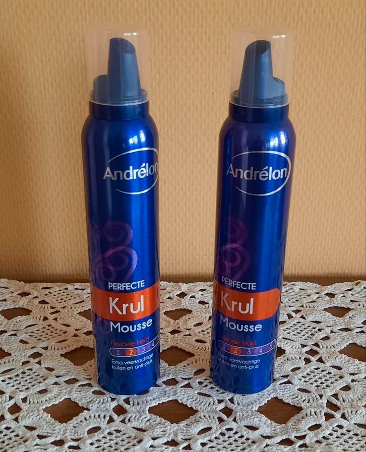 NIEUW  Andrelon Perfecte Krul Mousse 200ml, Sieraden, Tassen en Uiterlijk, Uiterlijk | Haarverzorging, Nieuw, Gel, Wax, Haarlak of Mousse