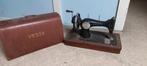 Vintage Vesta Naaimachine met Koffer, Antiek en Kunst, Antiek | Naaimachines, Ophalen
