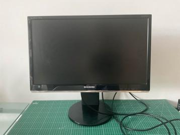Samsung Syncmaster 2494HM beschikbaar voor biedingen