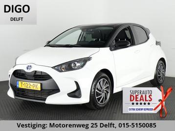 Toyota Yaris 1.5 HYBRID AUTOMAAT BLACK & WHITE GARANTIE 8-20 beschikbaar voor biedingen