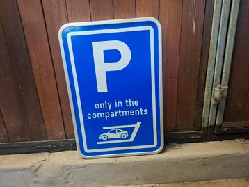 Parking only verkeersborden  beschikbaar voor biedingen