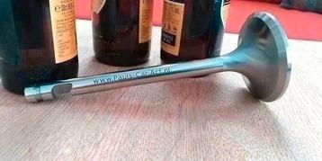 flesopener mancave auto bedrijf motorbloktafel cadeau beschikbaar voor biedingen