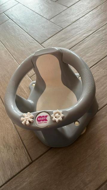 Babyzitje baby ok beschikbaar voor biedingen