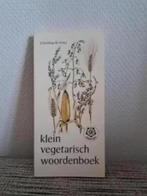 Christina de Vries - KLEIN VEGETARISCH WOORDENBOEK, Ophalen of Verzenden, Zo goed als nieuw