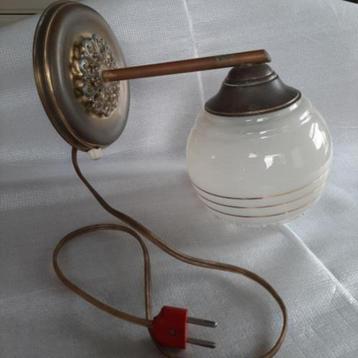 Klassiek wand lampje / wandlampje koper / glas beschikbaar voor biedingen