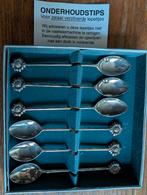 Verzilverde lepeltjes met bloemen., Antiek en Kunst, Antiek | Bestek, Ophalen of Verzenden