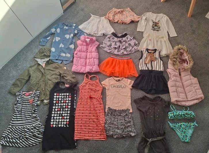 Te koop een echt als nieuw/nieuw kledingpakket 98/104, Kinderen en Baby's, Kinderkleding | Kinder-kledingpakketten, Zo goed als nieuw