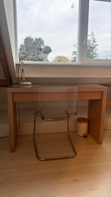 Malm toilettafel / kaptafel met smoke glasplaat beschikbaar voor biedingen